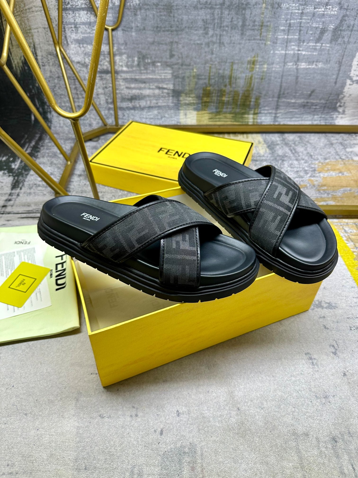 Luxury Shoes Fendi Sandals