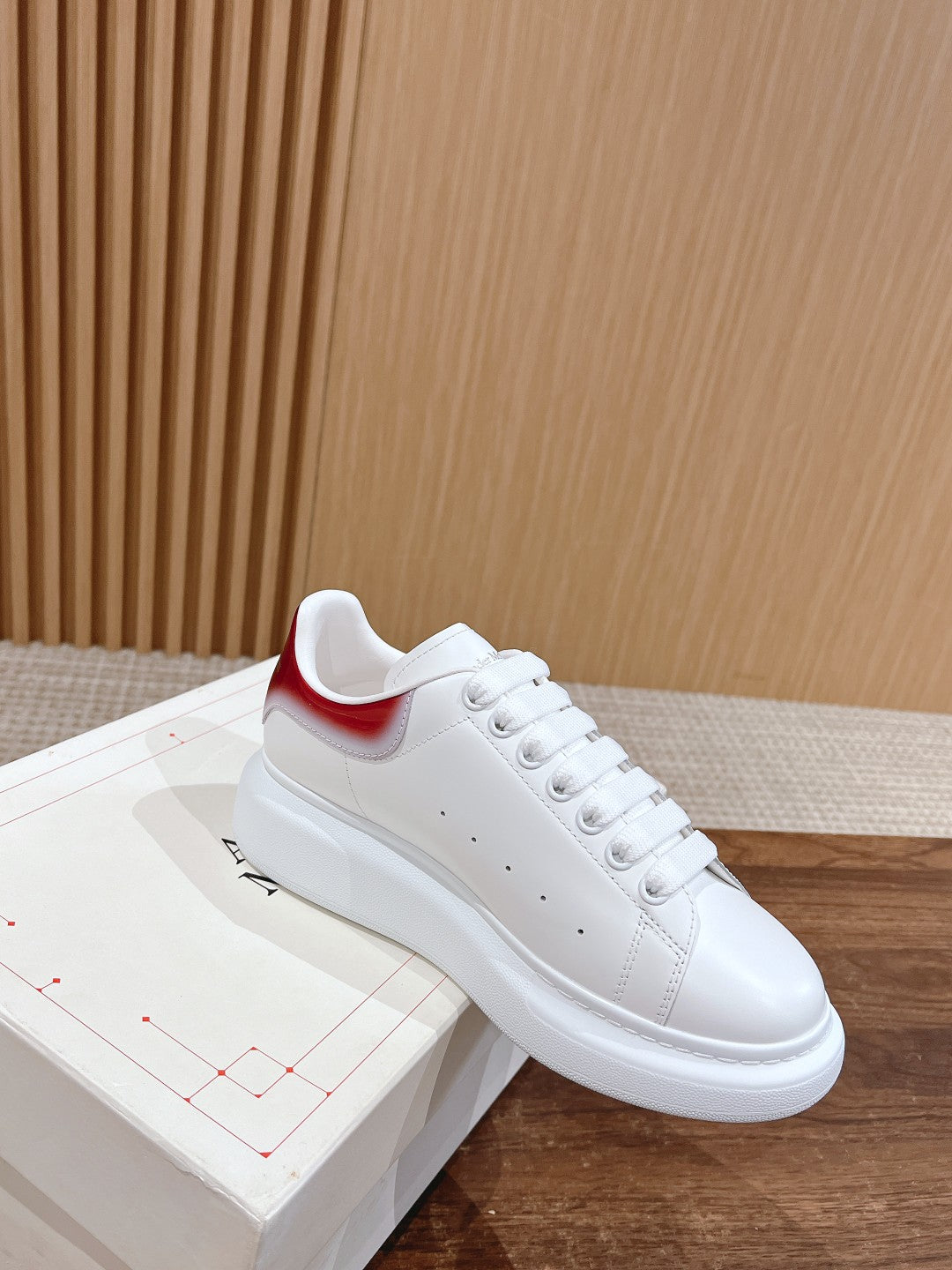 Luxury Shoes Alexander McQueen