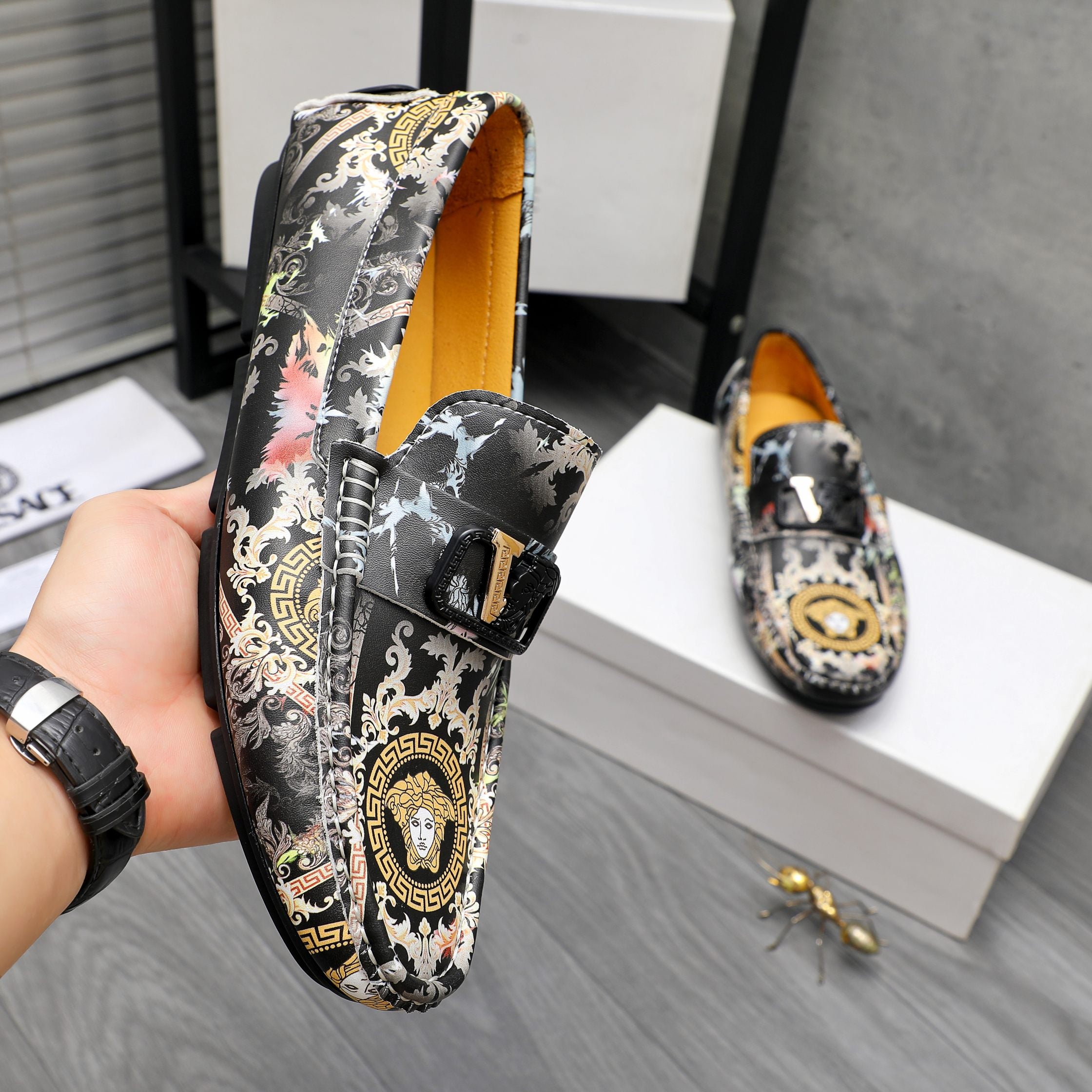 Luxury Shoes Versace