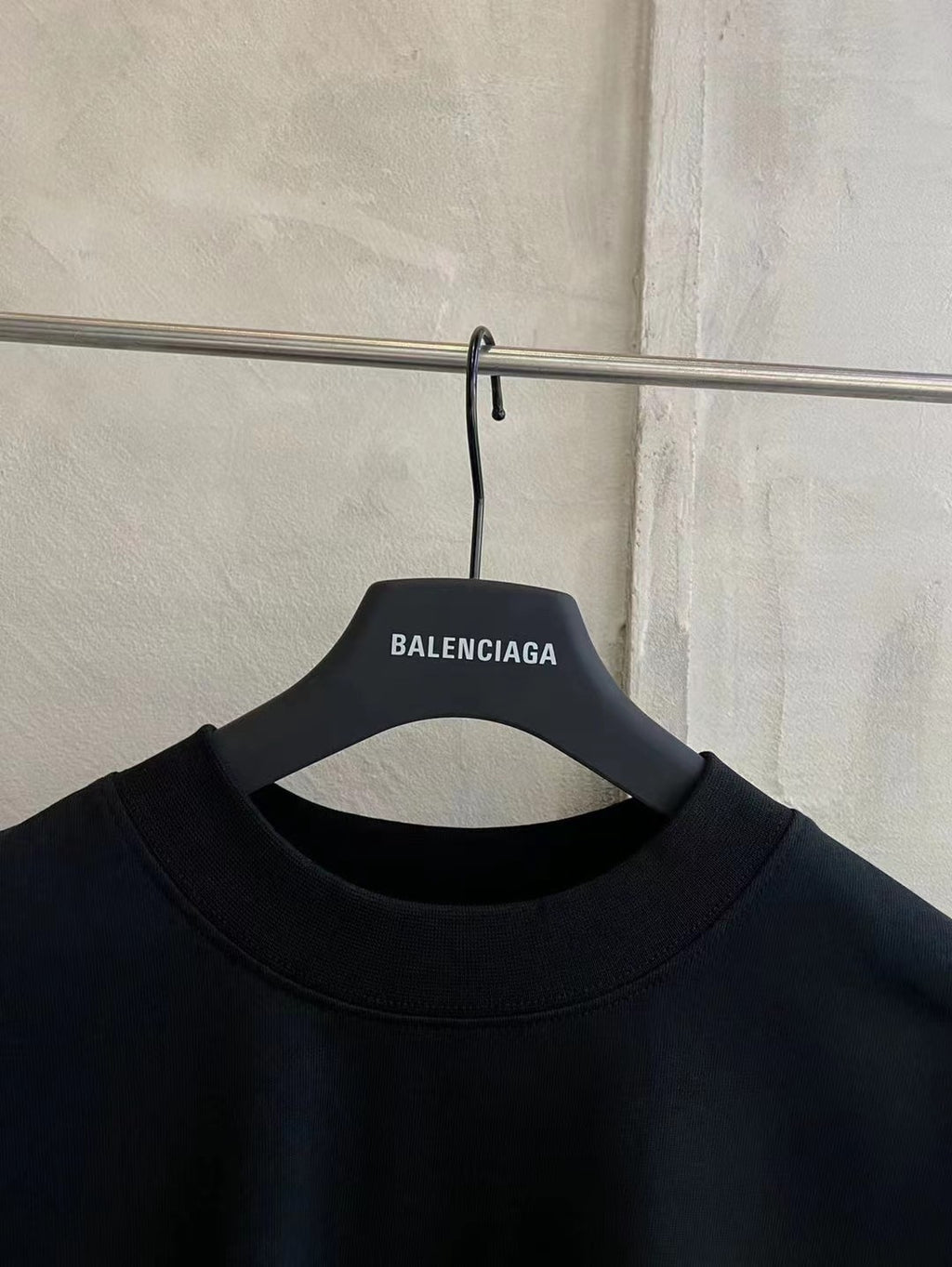 Black crewneck T-shirt with Balenciaga at collar