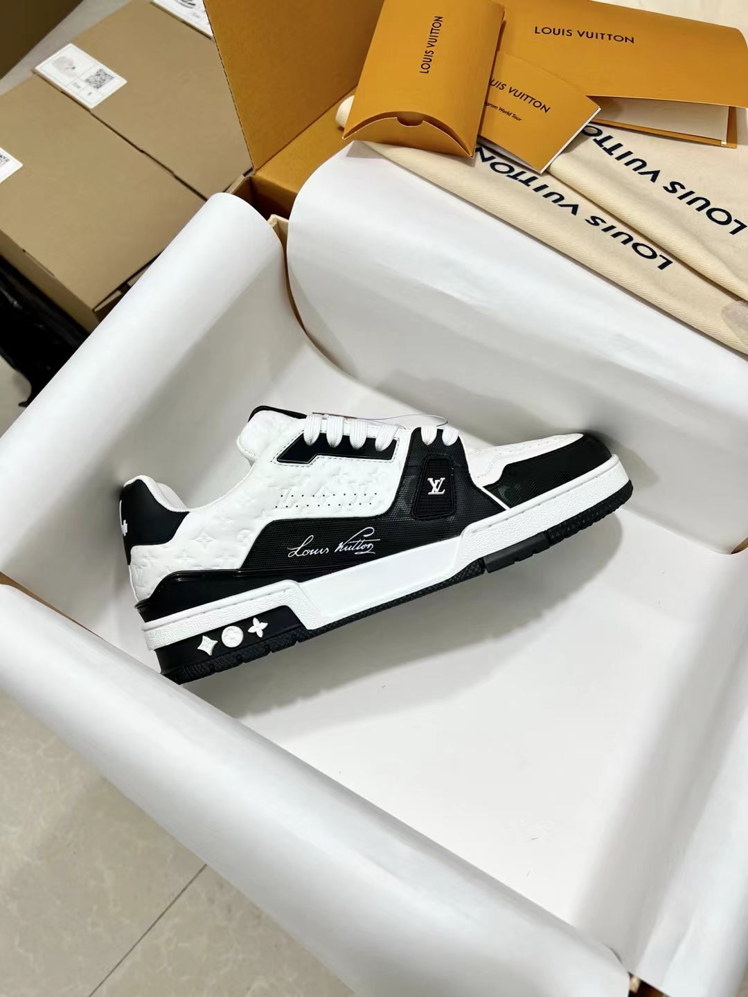 Luxury Shoes Louis Vuitton Trainer