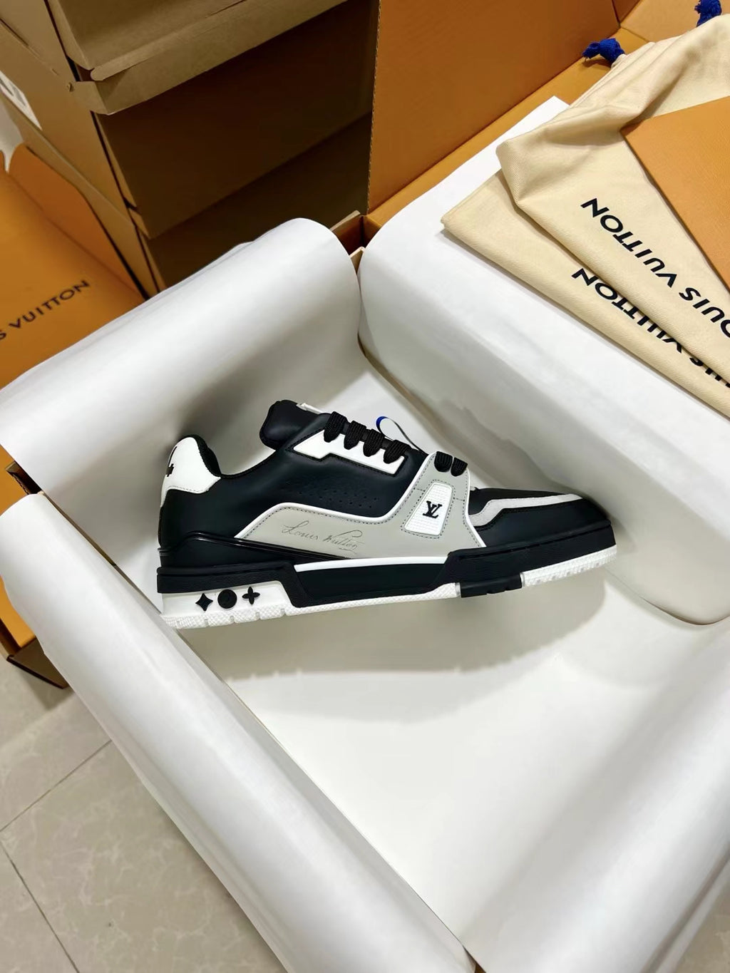 Luxury Shoes Louis Vuitton Trainer