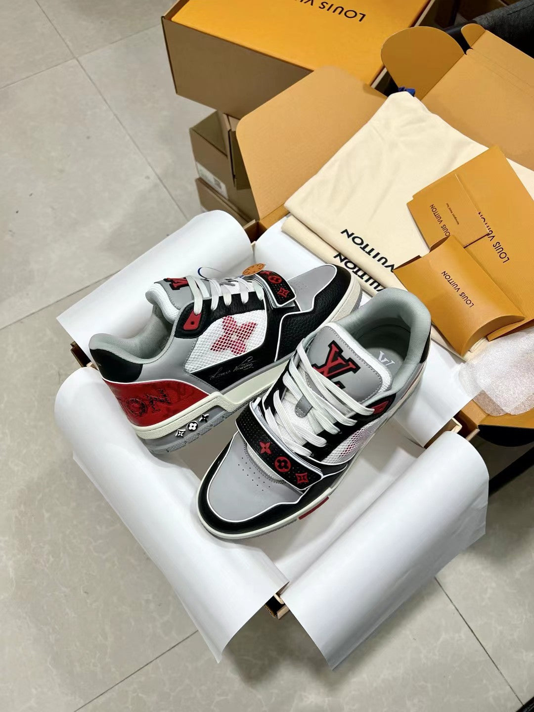 Luxury Shoes Louis Vuitton Trainer