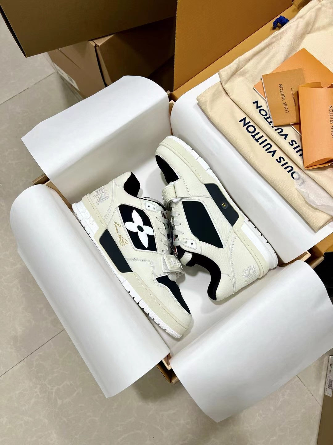 Luxury Shoes Louis Vuitton Trainer