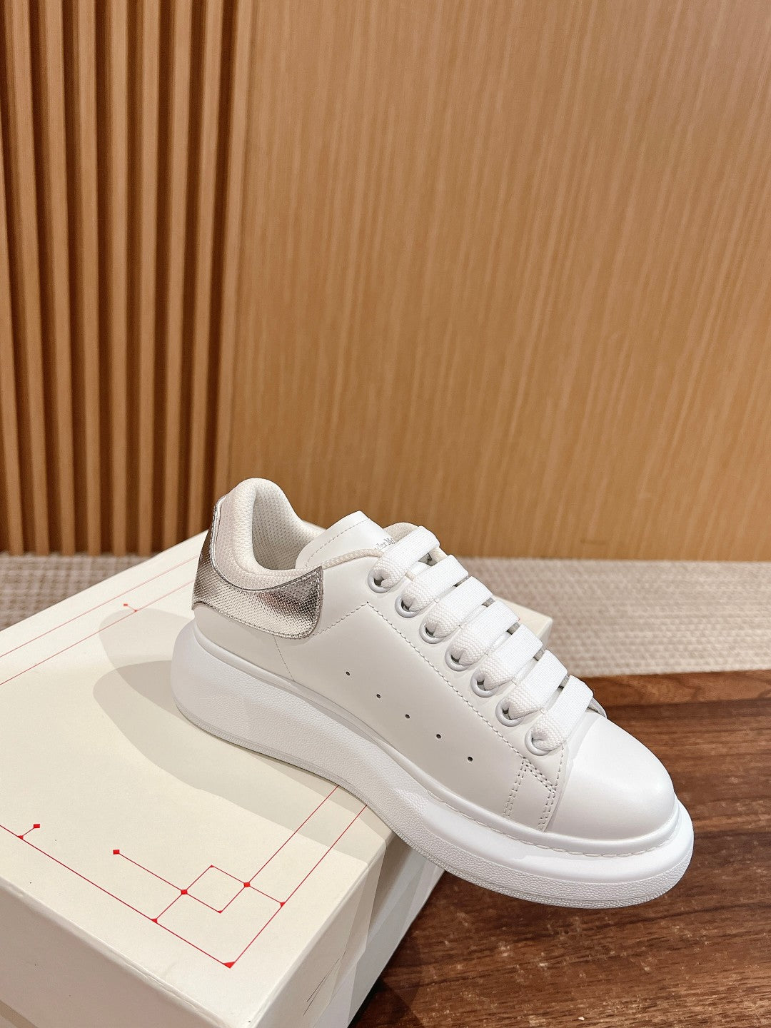 Luxury Shoes Alexander McQueen