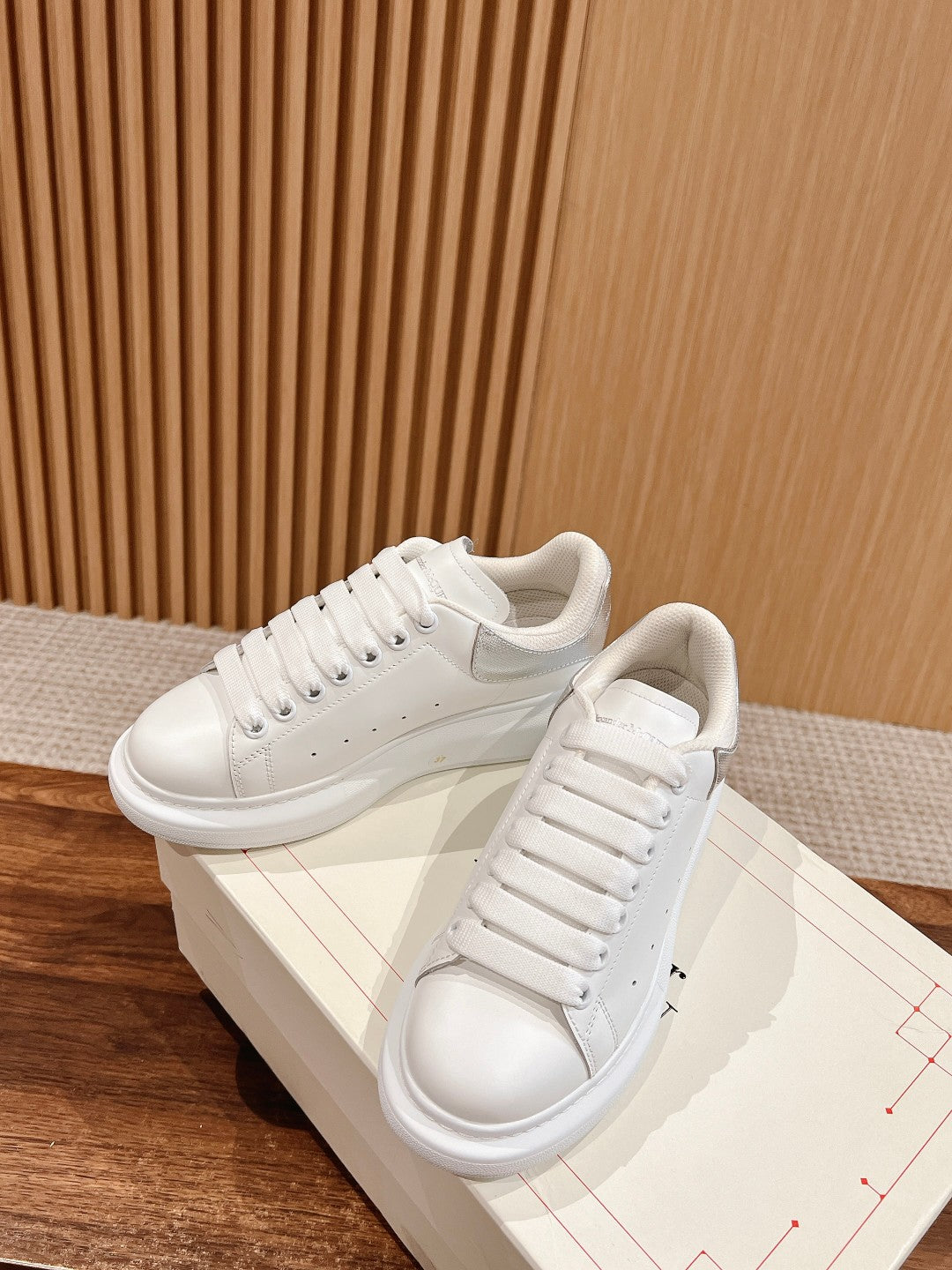 Luxury Shoes Alexander McQueen