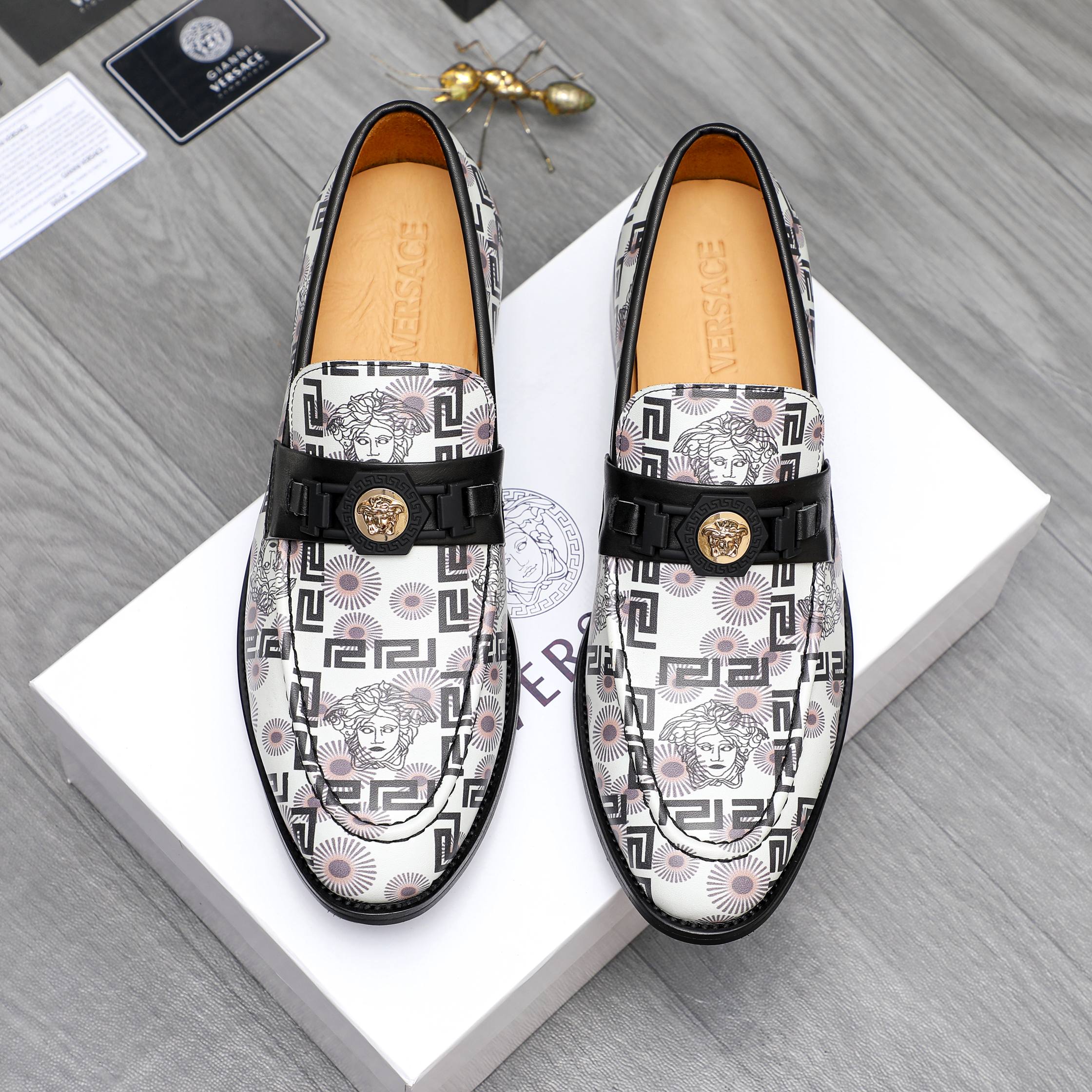 Luxury Shoes Versace
