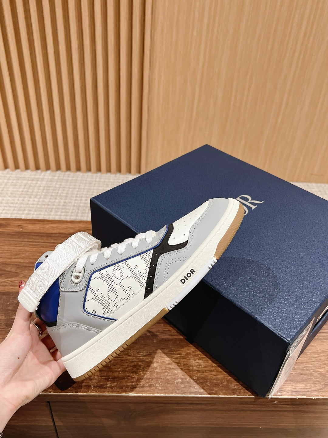 Luxury Shoes Dior Unisex