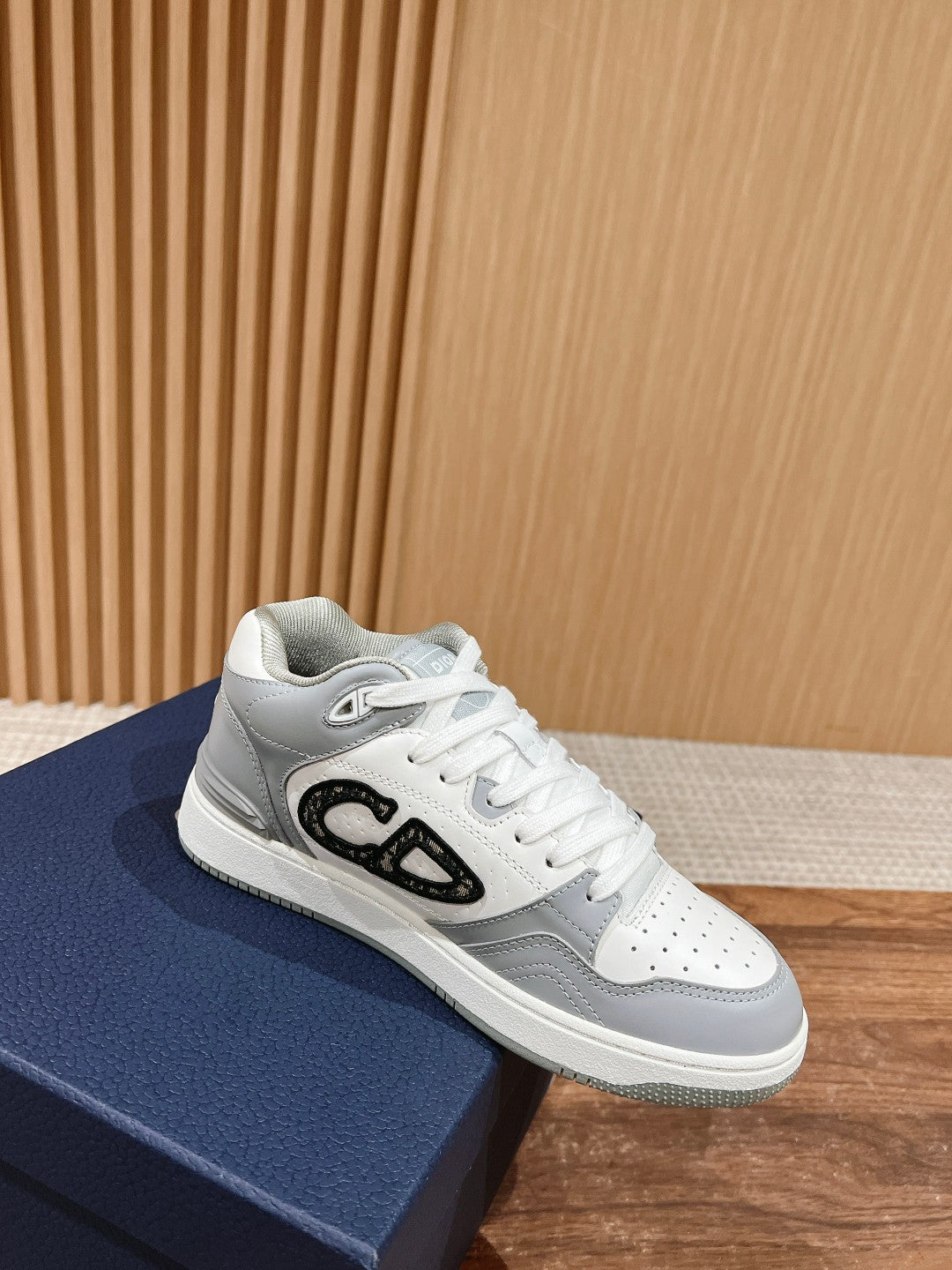 Luxury Shoes Dior Unisex