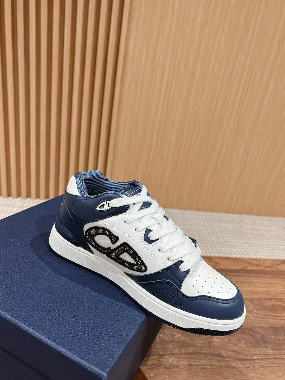 Luxury Shoes Dior Unisex