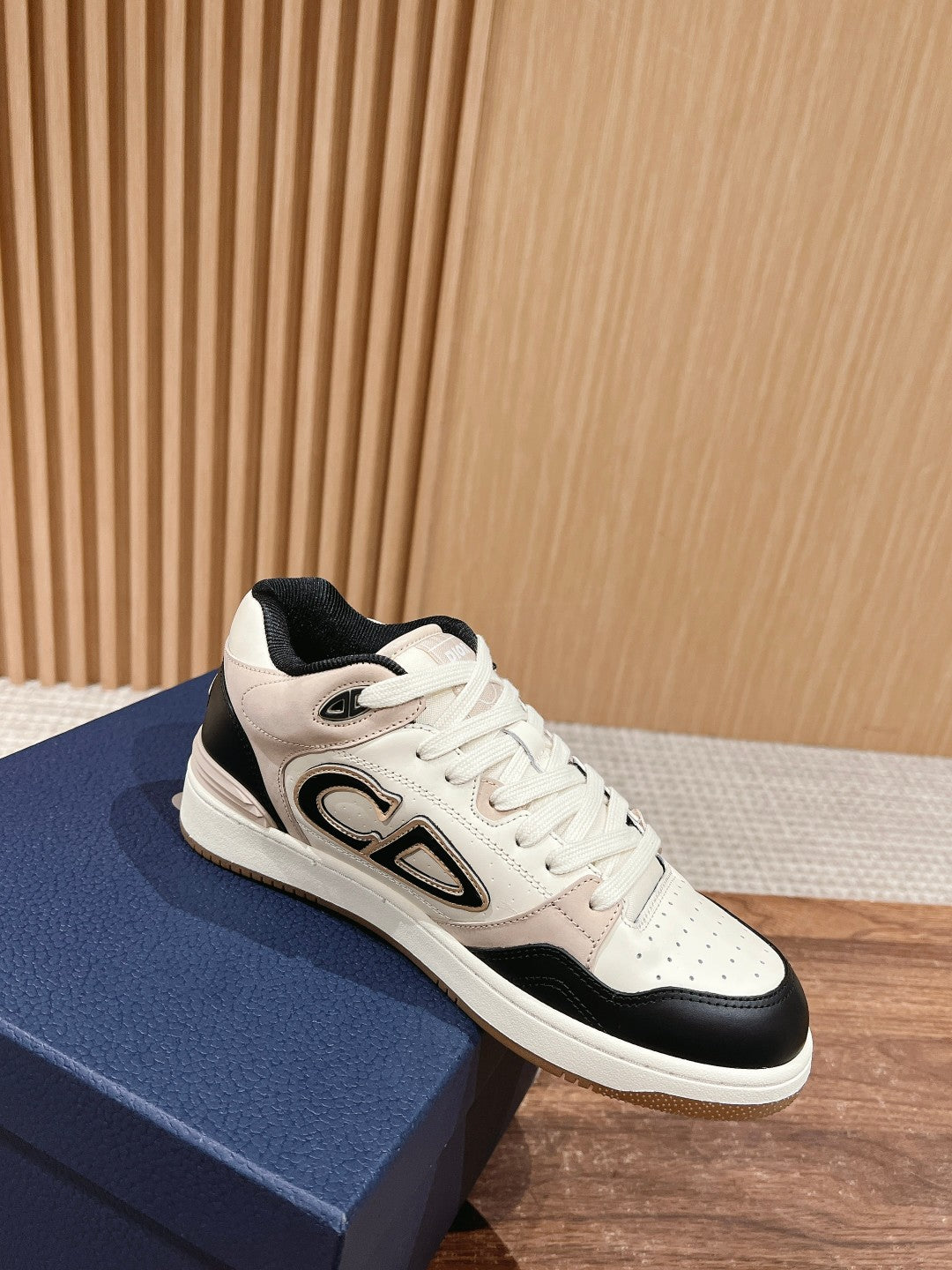Luxury Shoes Dior Unisex