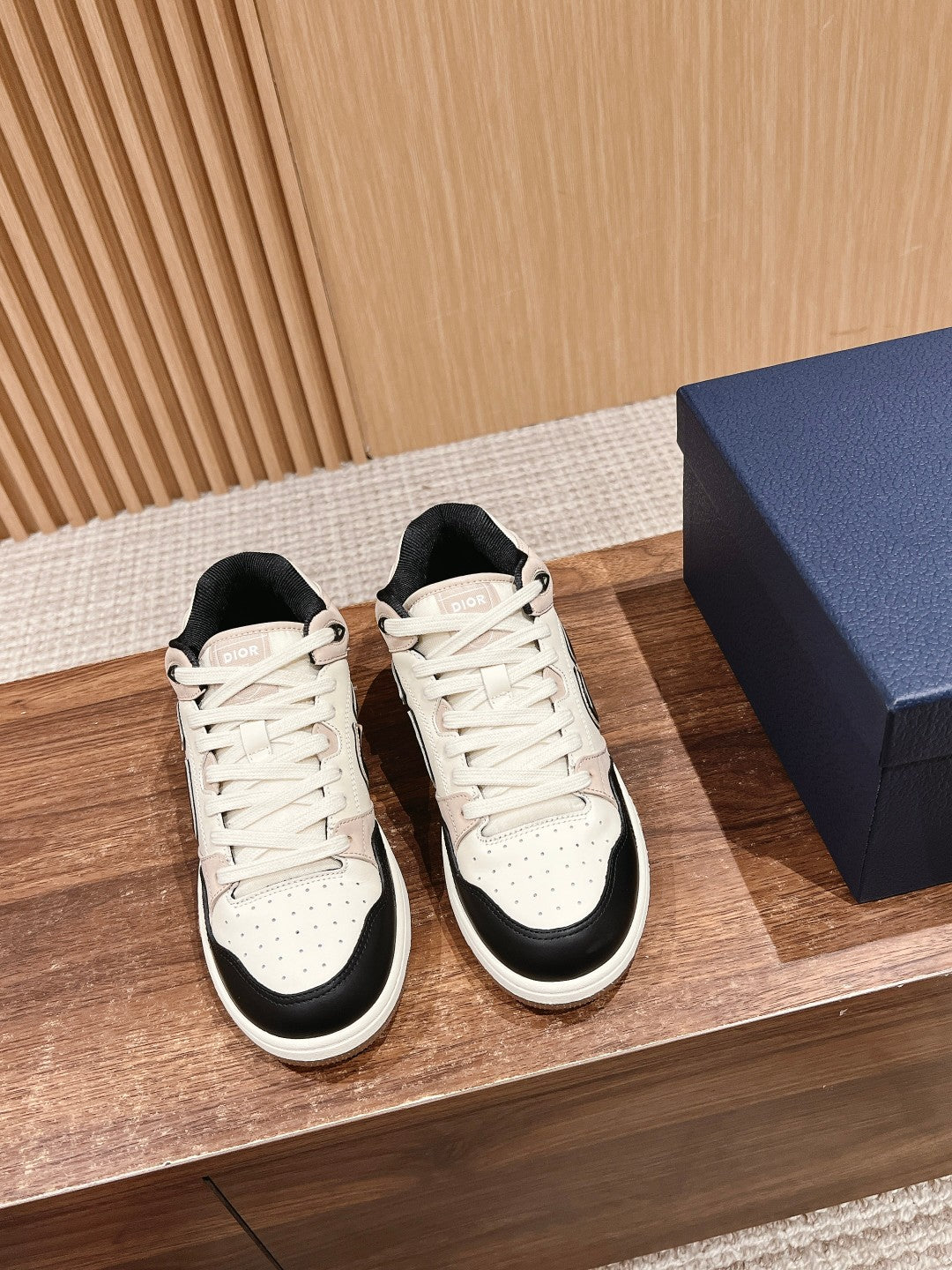 Luxury Shoes Dior Unisex
