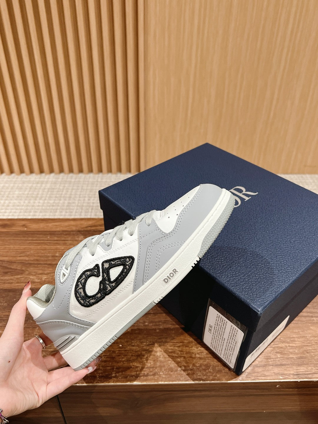 Luxury Shoes Dior Unisex