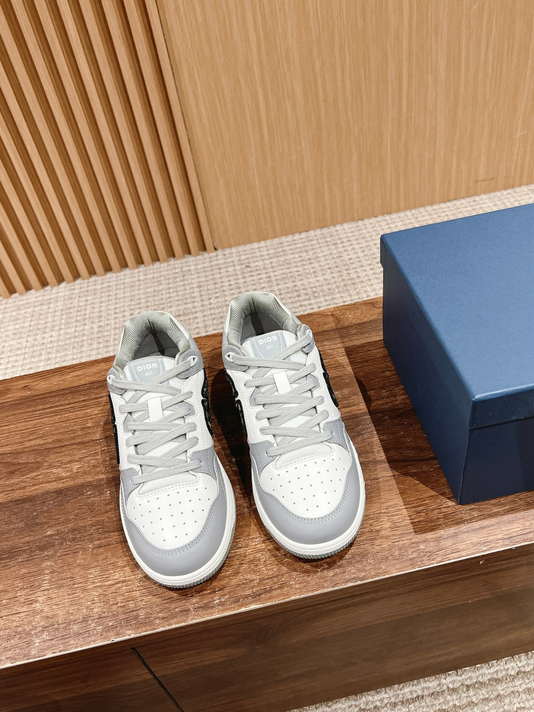 Luxury Shoes Dior Unisex