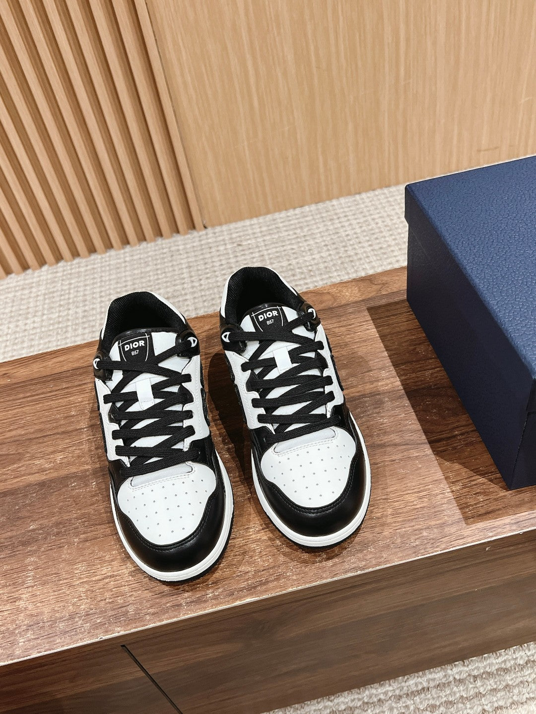 Luxury Shoes Dior Unisex
