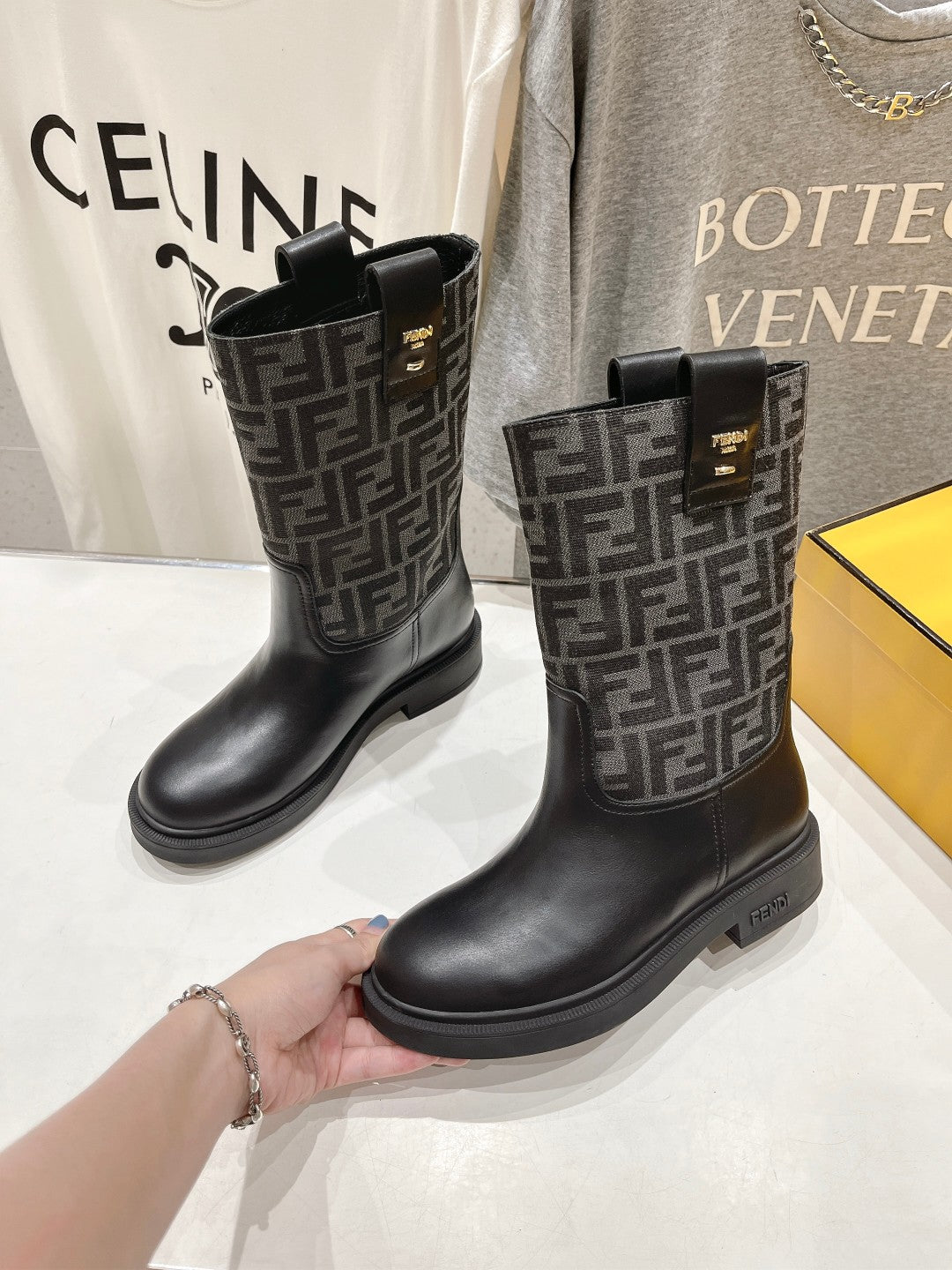Luxury Shoes Fendi Ladies