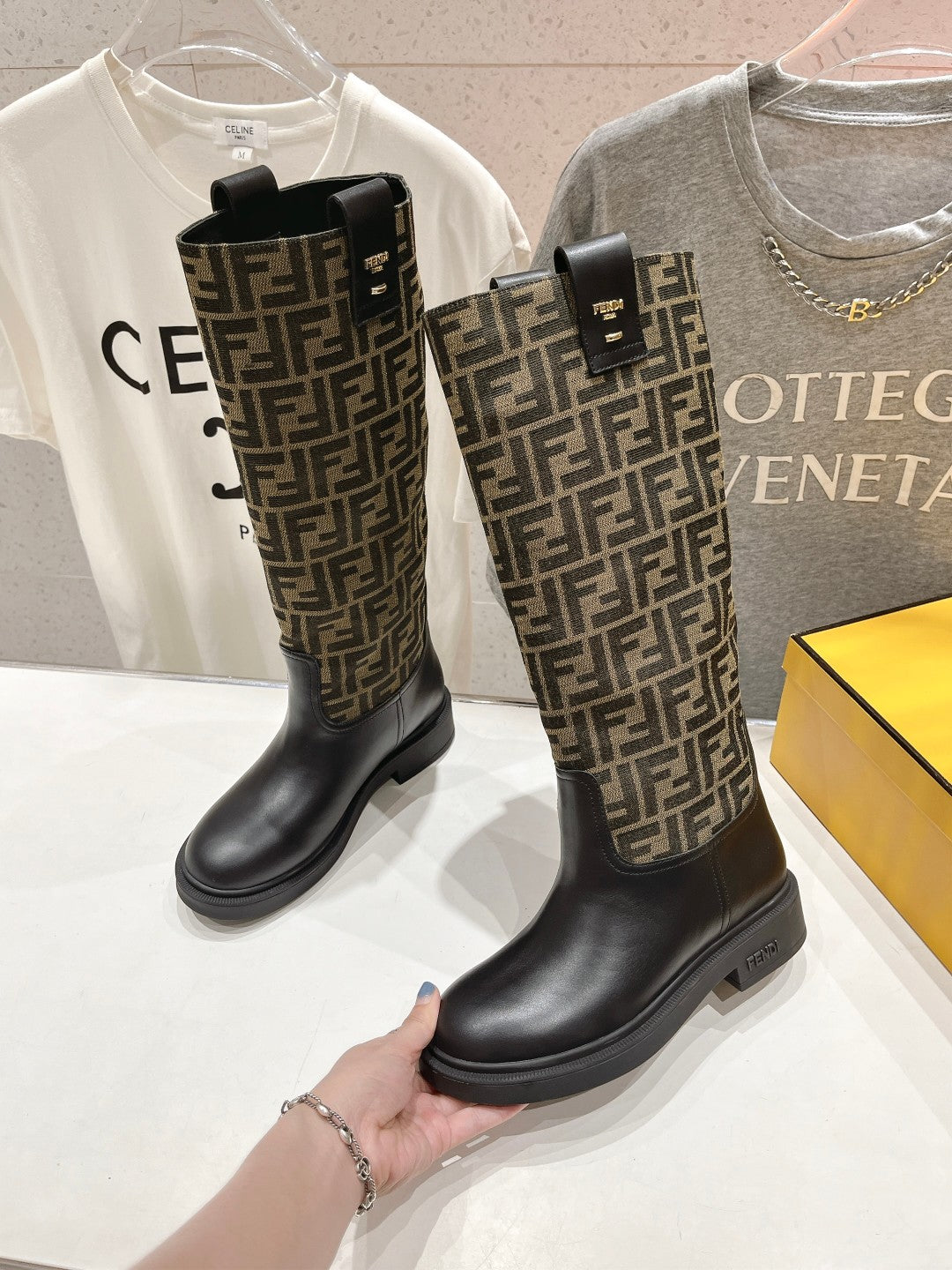 Luxury Shoes Fendi Ladies