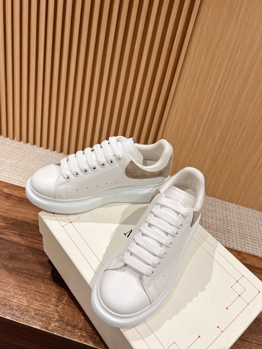 Luxury Shoes Alexander McQueen