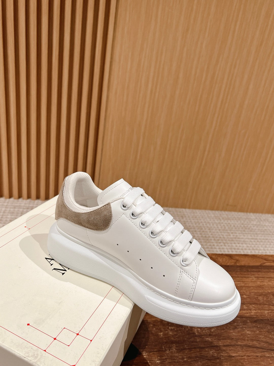 Luxury Shoes Alexander McQueen