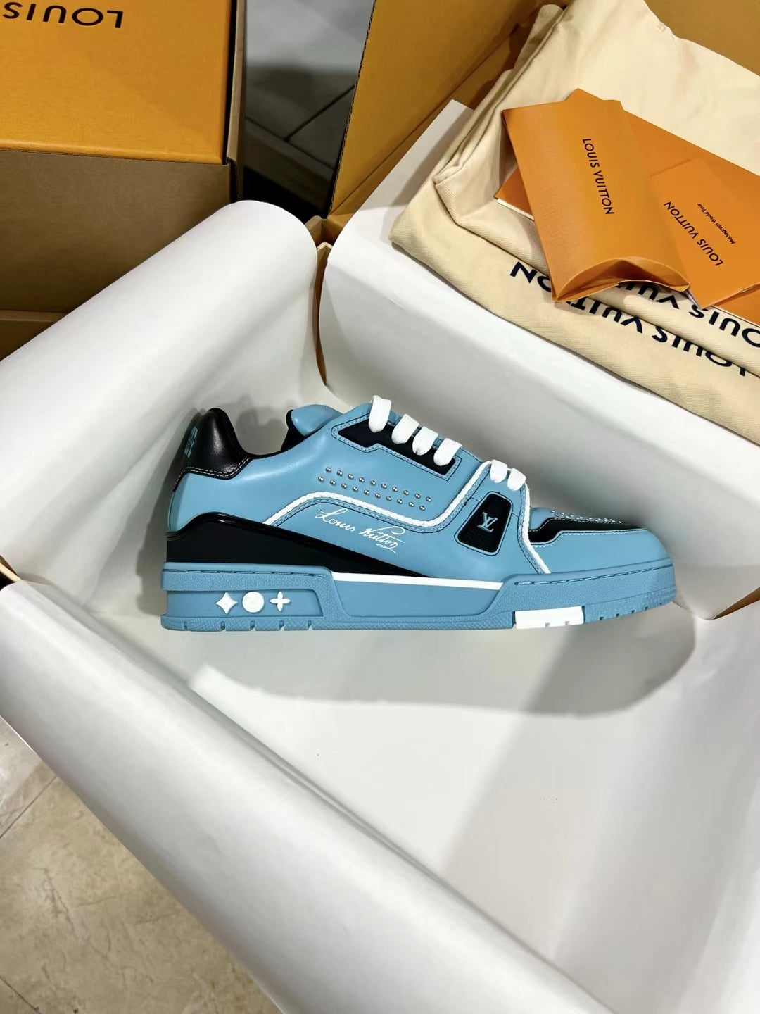 Luxury Shoes Louis Vuitton Trainer