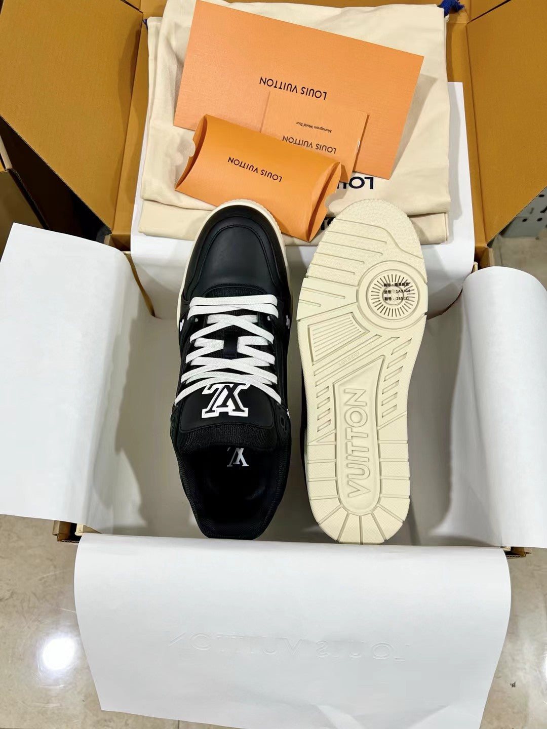 Luxury Shoes Louis Vuitton Trainer
