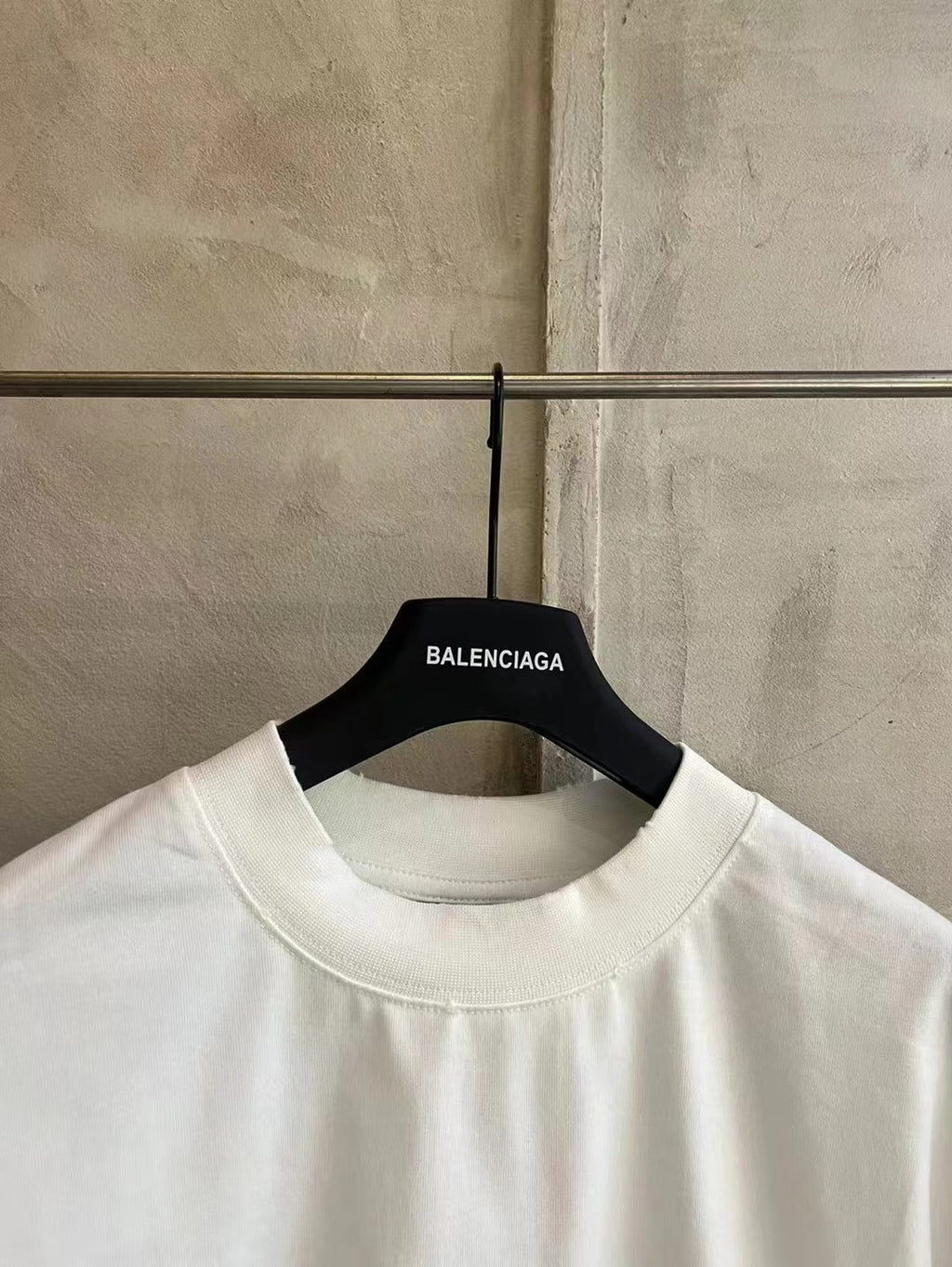 Balenciaga short-sleeve T-shirt, white, crew neck collar close-up