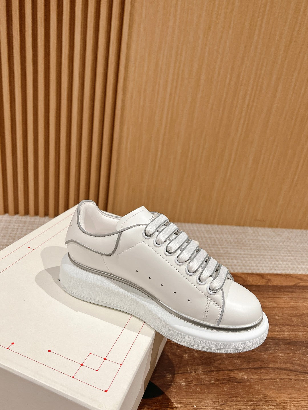 Luxury Shoes Alexander McQueen