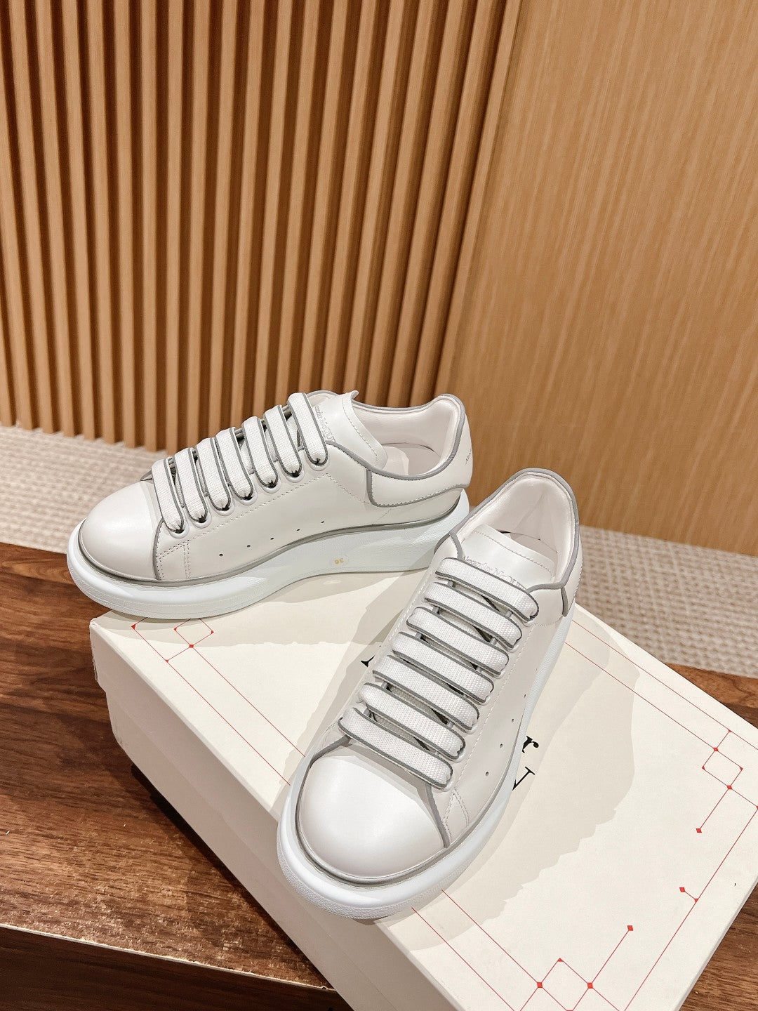 Luxury Shoes Alexander McQueen