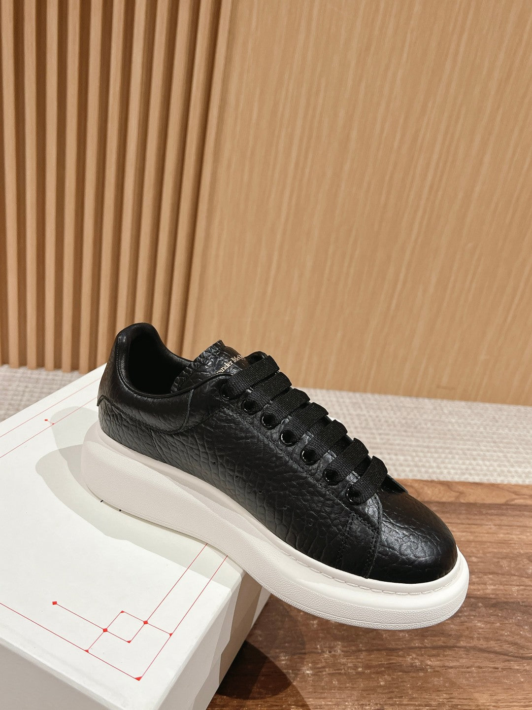 Luxury Shoes Alexander McQueen
