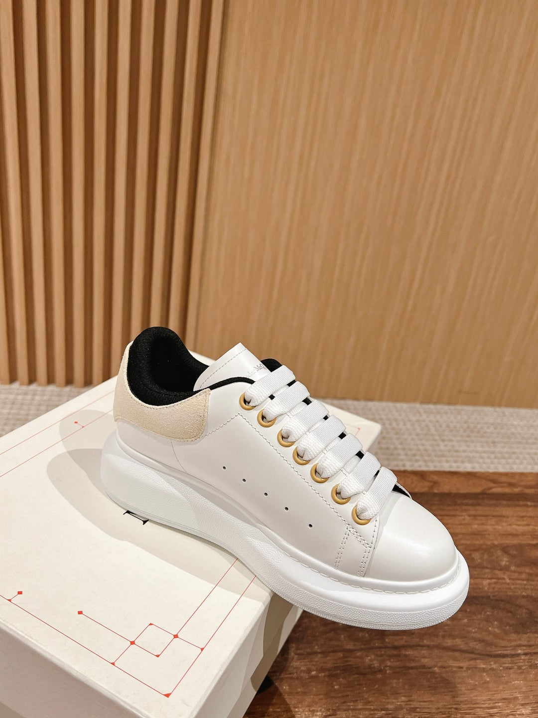 Luxury Shoes Alexander McQueen
