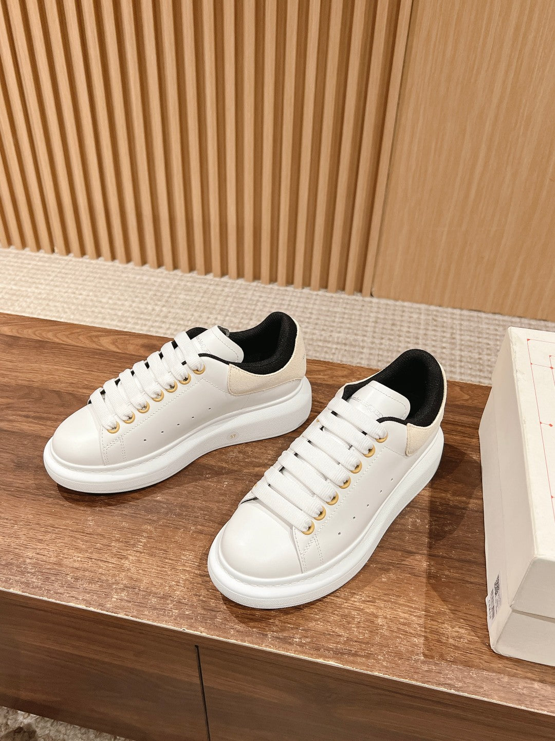 Luxury Shoes Alexander McQueen