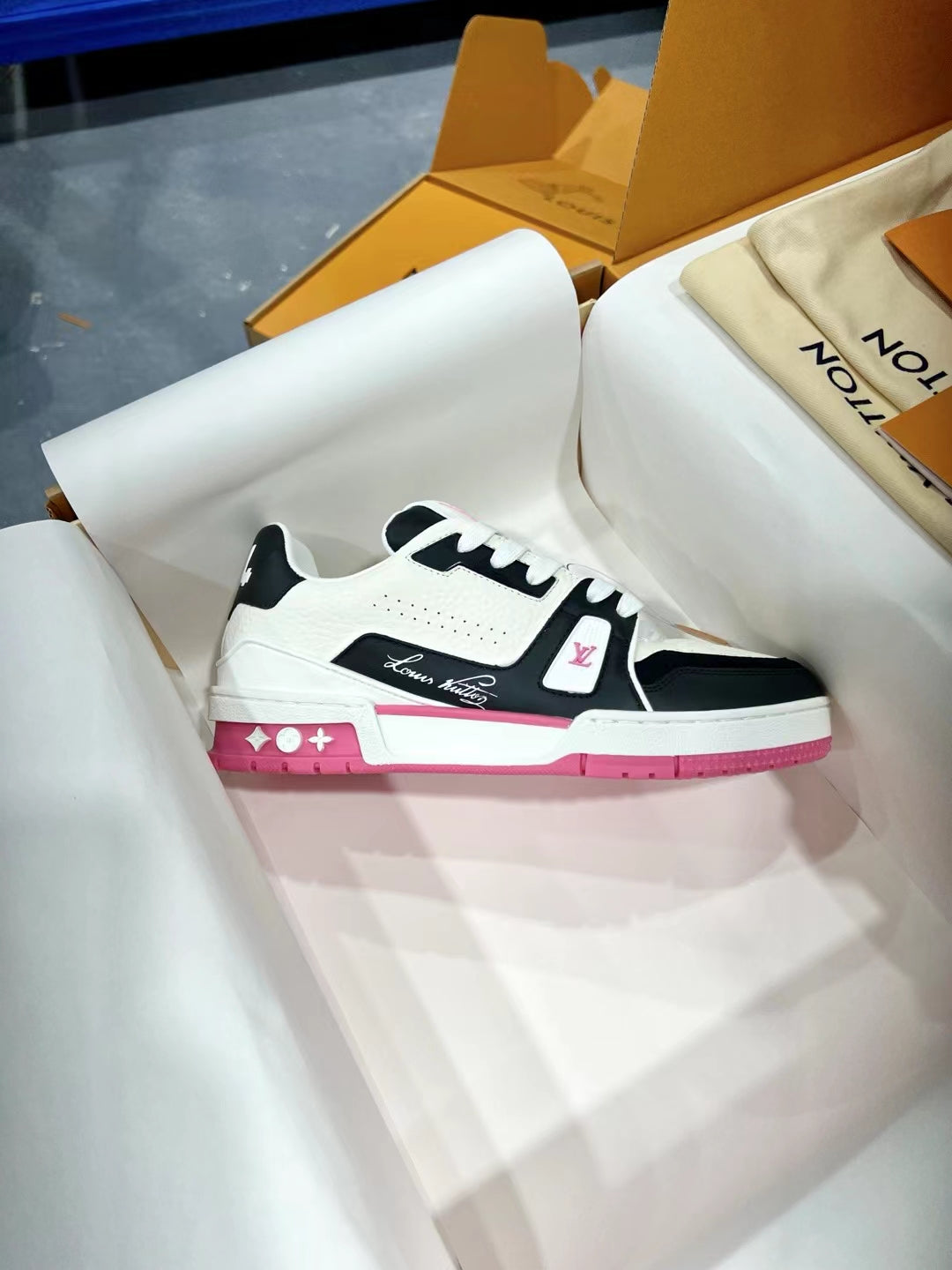 Luxury Shoes Louis Vuitton Trainer