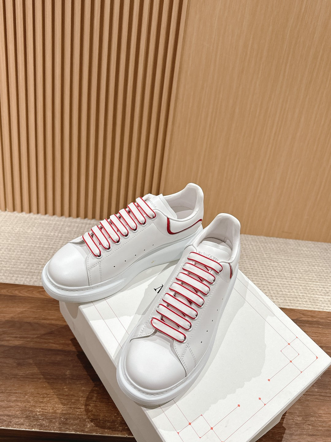 Luxury Shoes Alexander McQueen