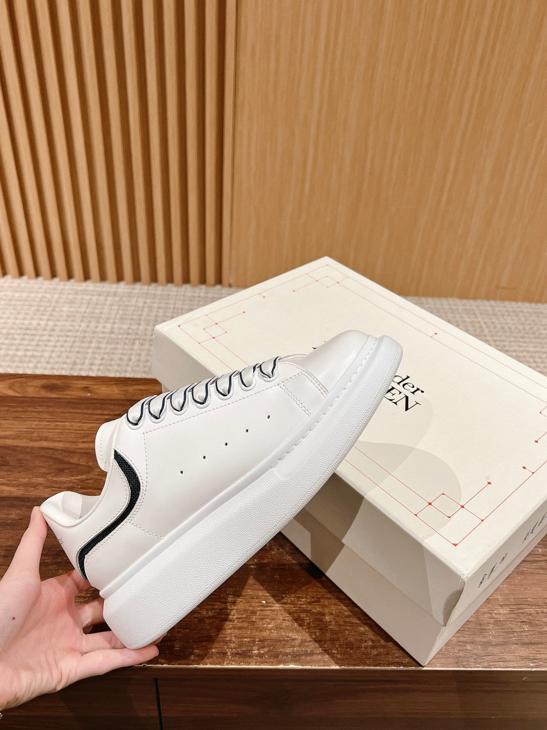 Luxury Shoes Alexander McQueen