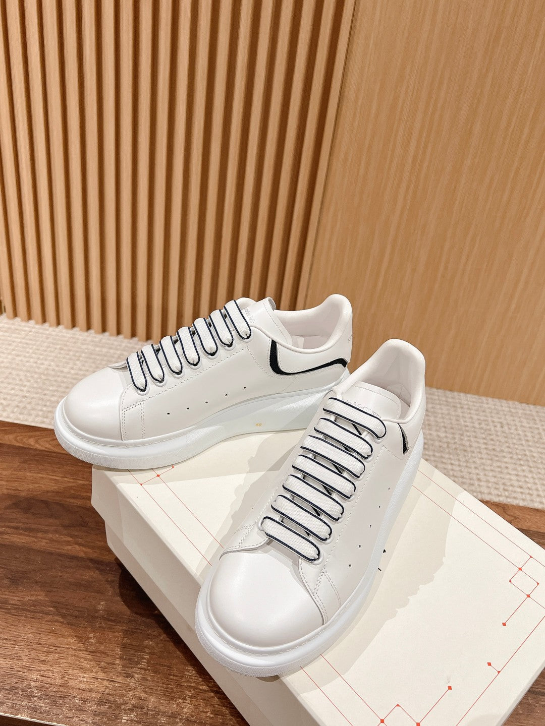 Luxury Shoes Alexander McQueen
