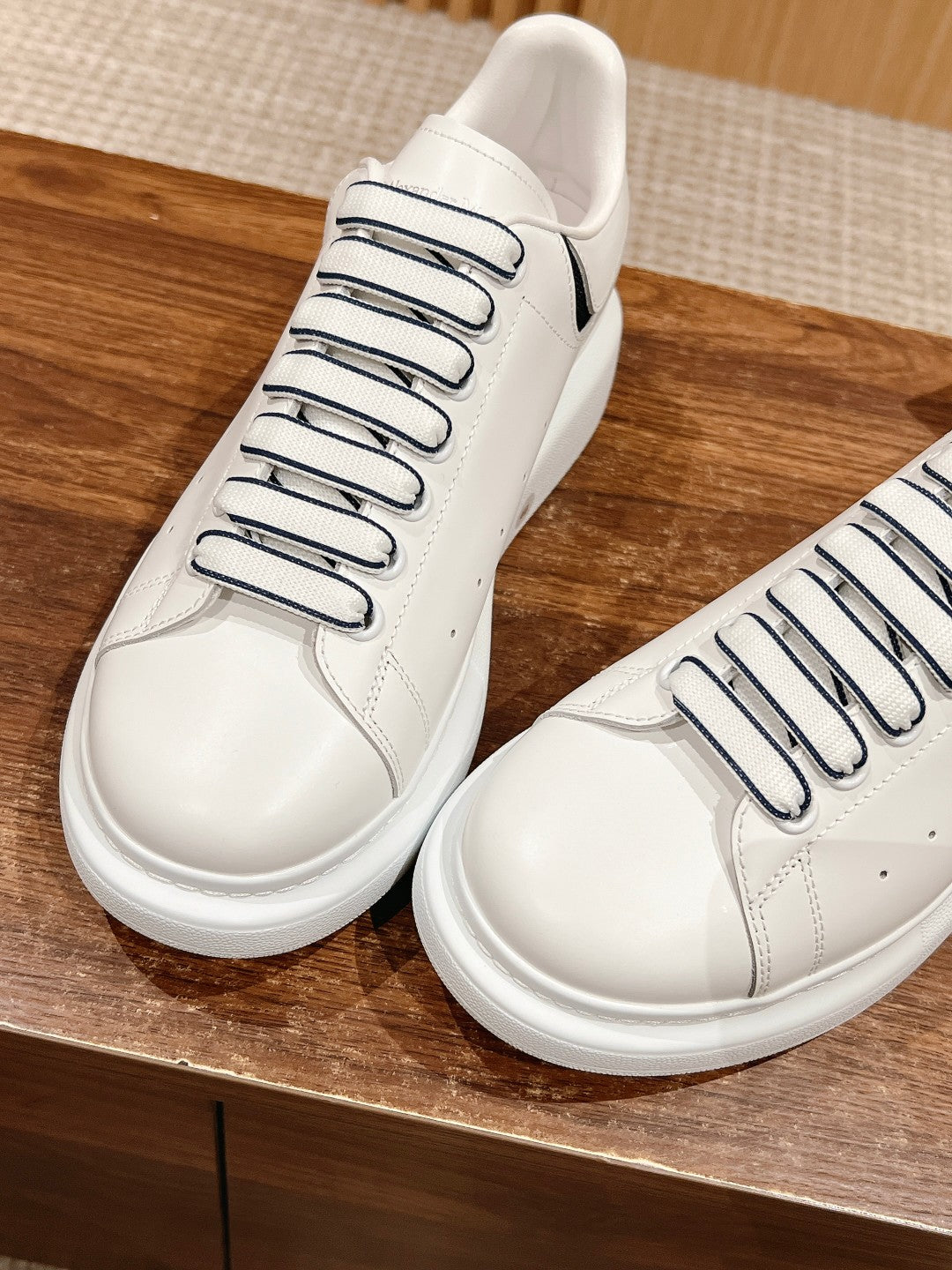 Luxury Shoes Alexander McQueen