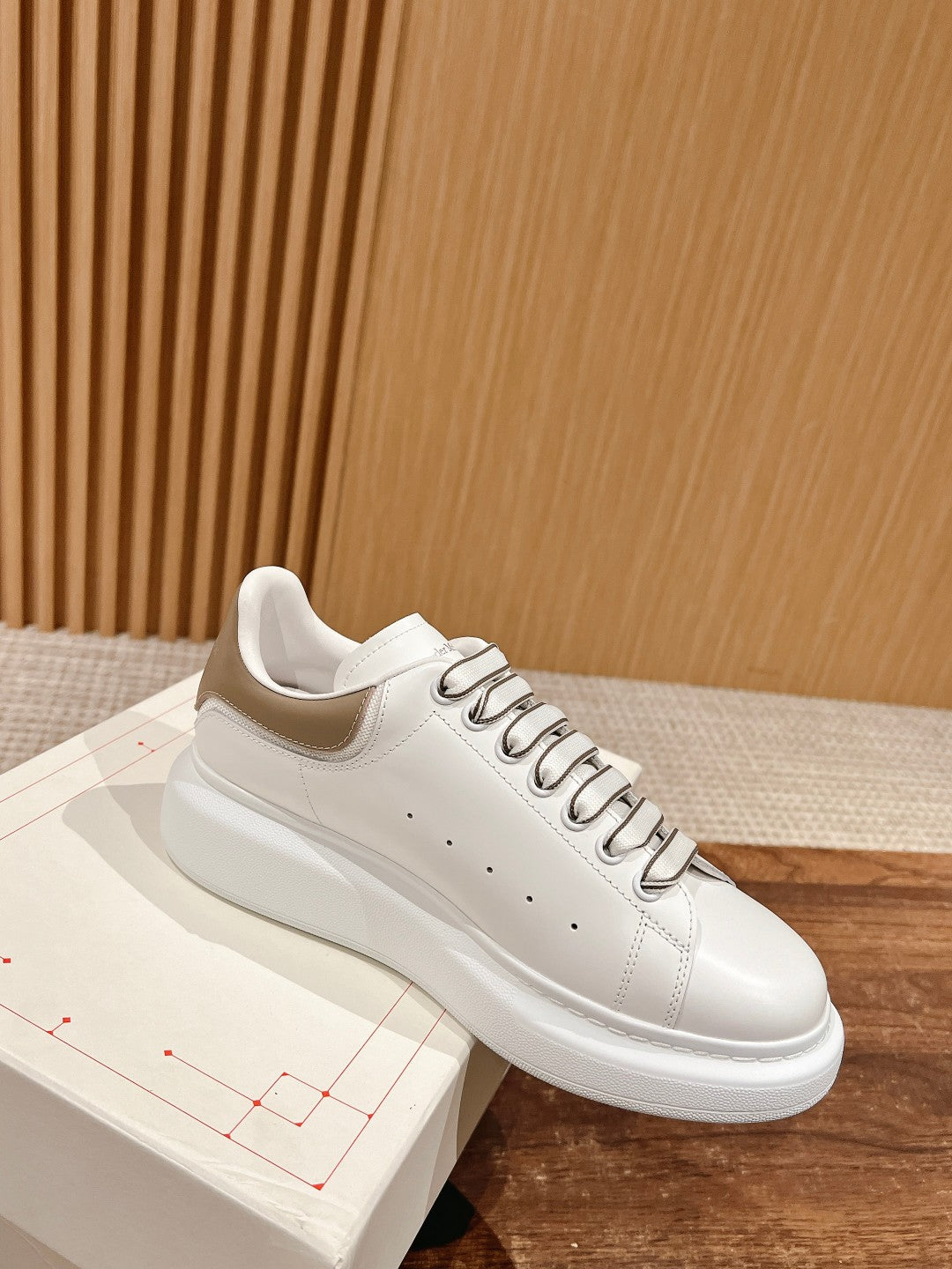 Luxury Shoes Alexander McQueen