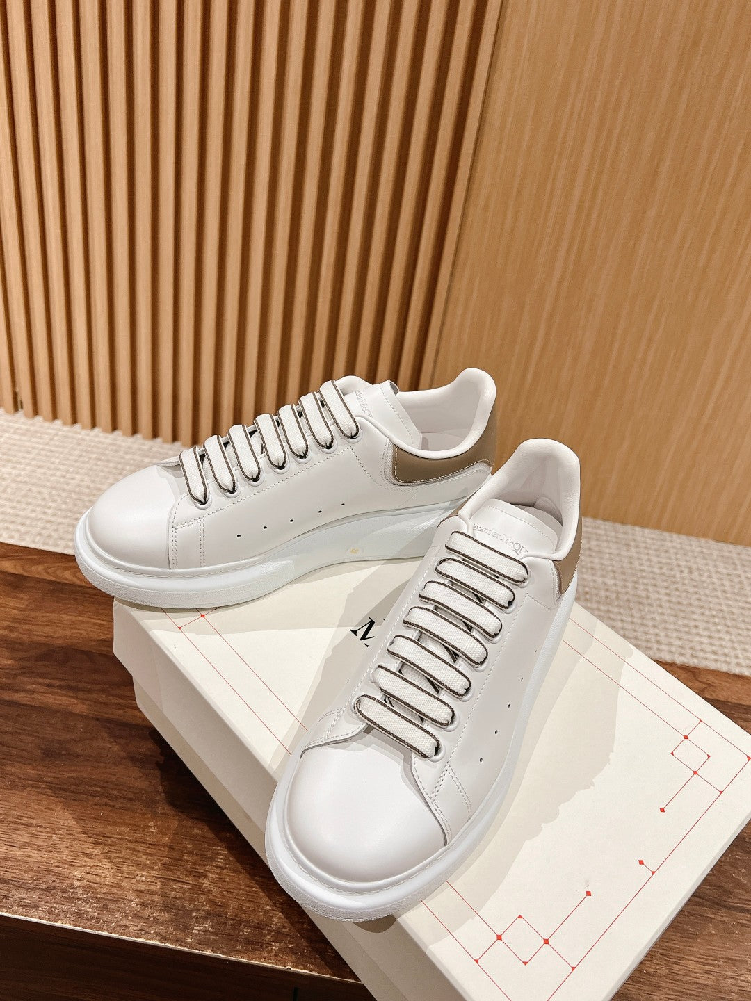 Luxury Shoes Alexander McQueen