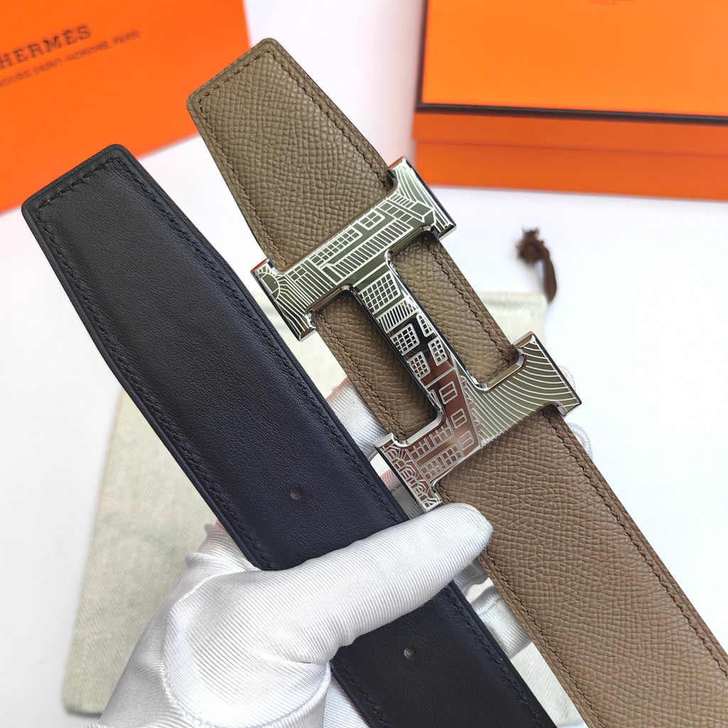 Bicolor leather belt with olive and dark sections, silver-tone geometric buckle and prong