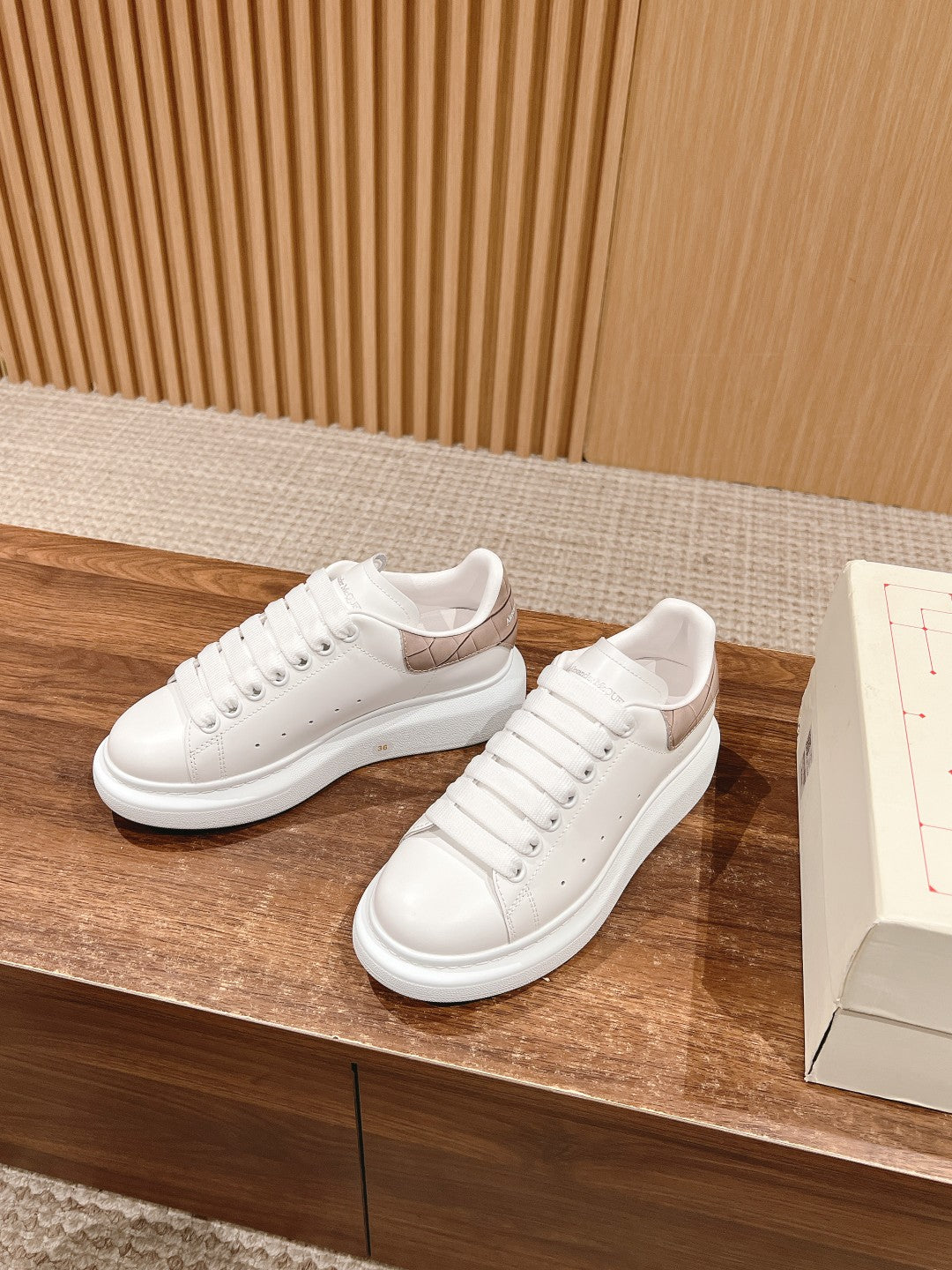 Luxury Shoes Alexander McQueen