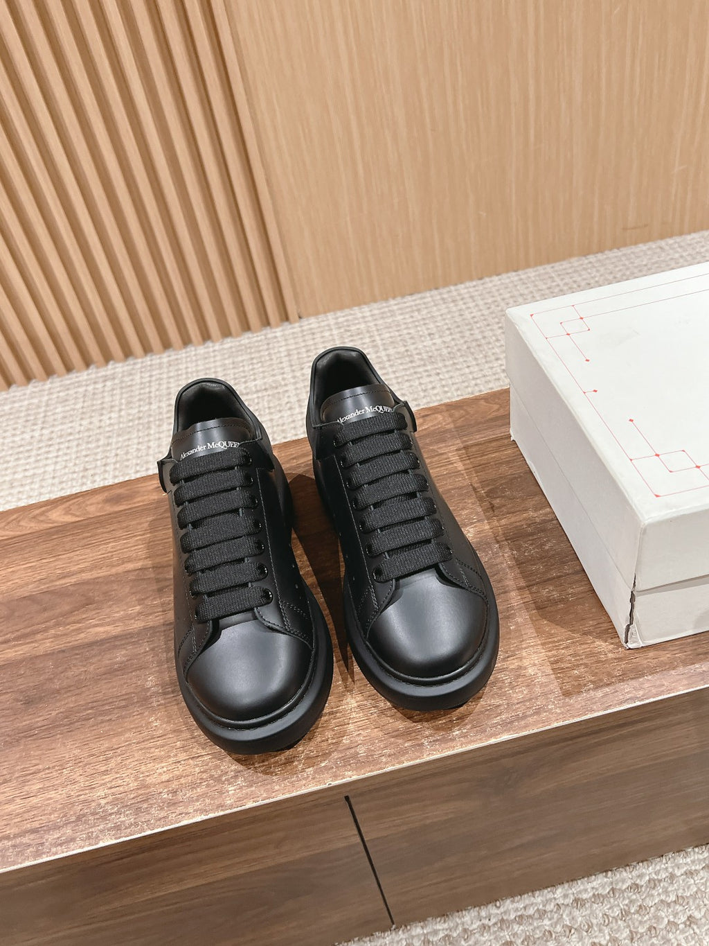 Luxury Shoes Alexander McQueen