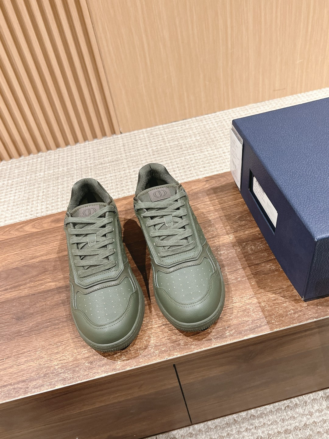 Luxury Shoes Dior Unisex