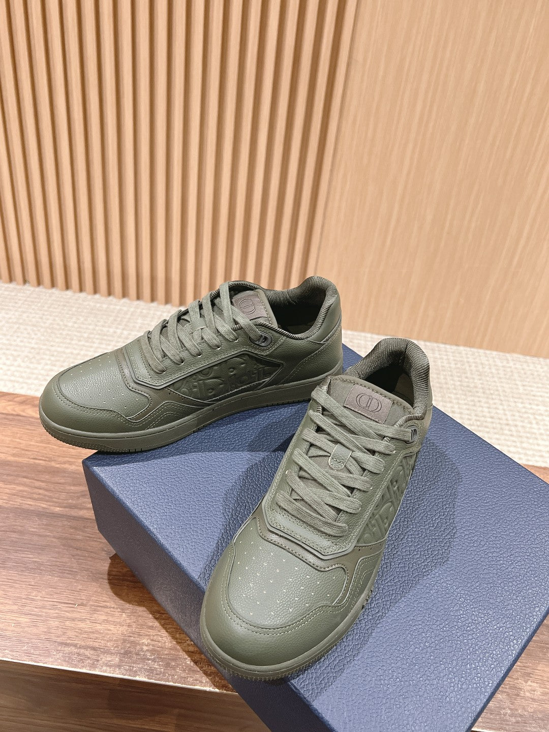 Luxury Shoes Dior Unisex