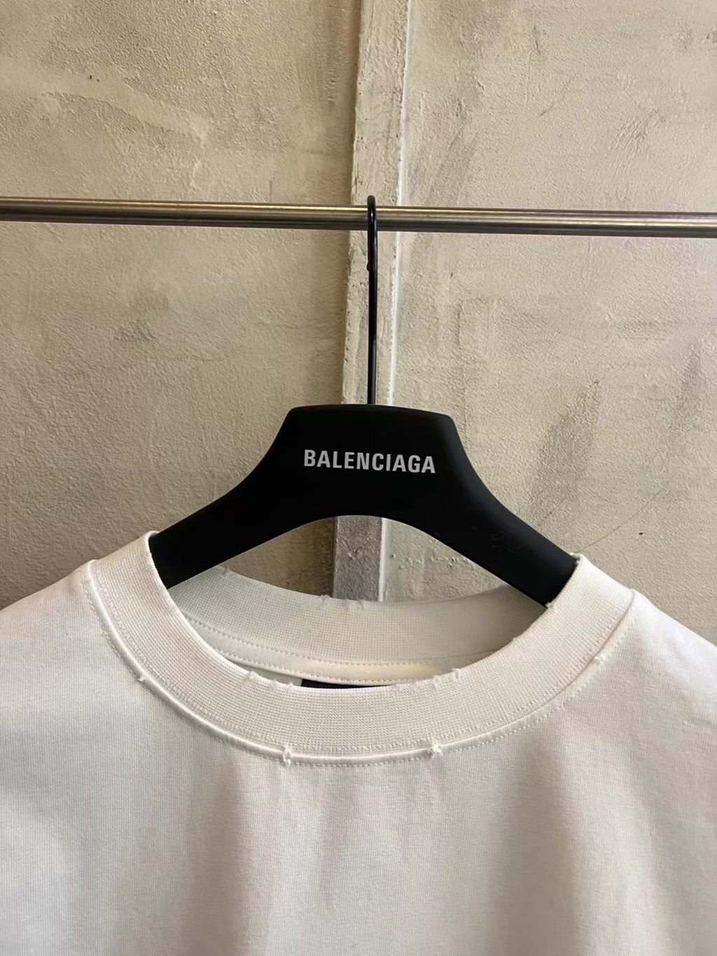 Balenciaga white T-shirt crew neck seam detail