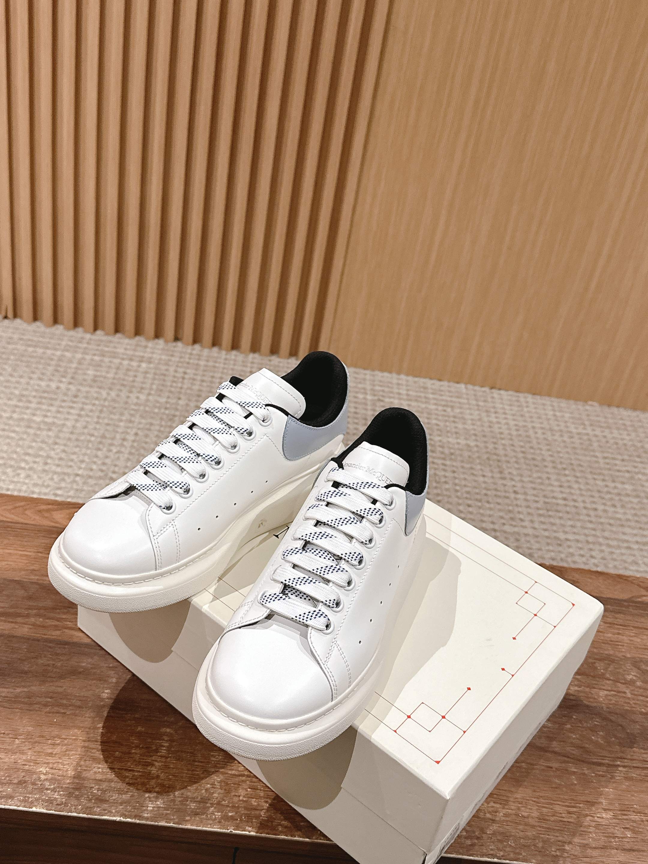Luxury Shoes Alexander McQueen