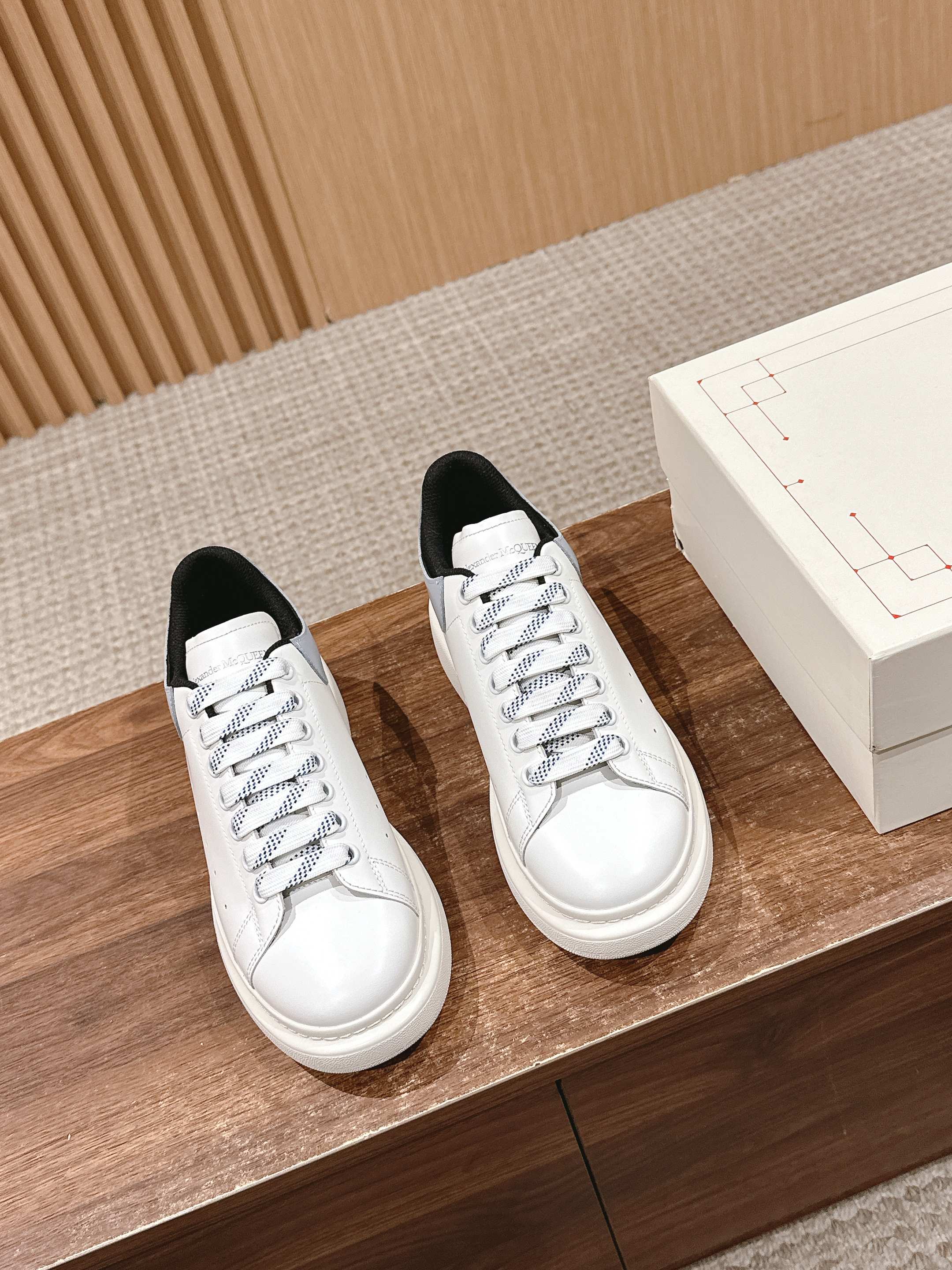 Luxury Shoes Alexander McQueen