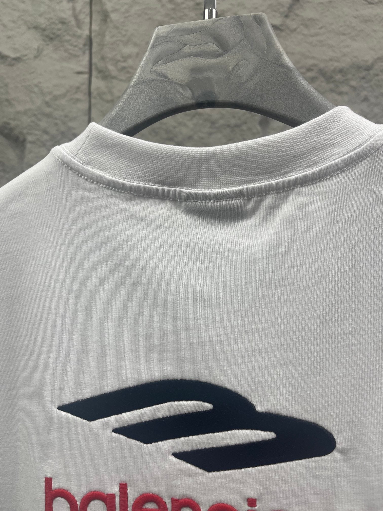White Balenciaga T-shirt collar with large front E logo graphic