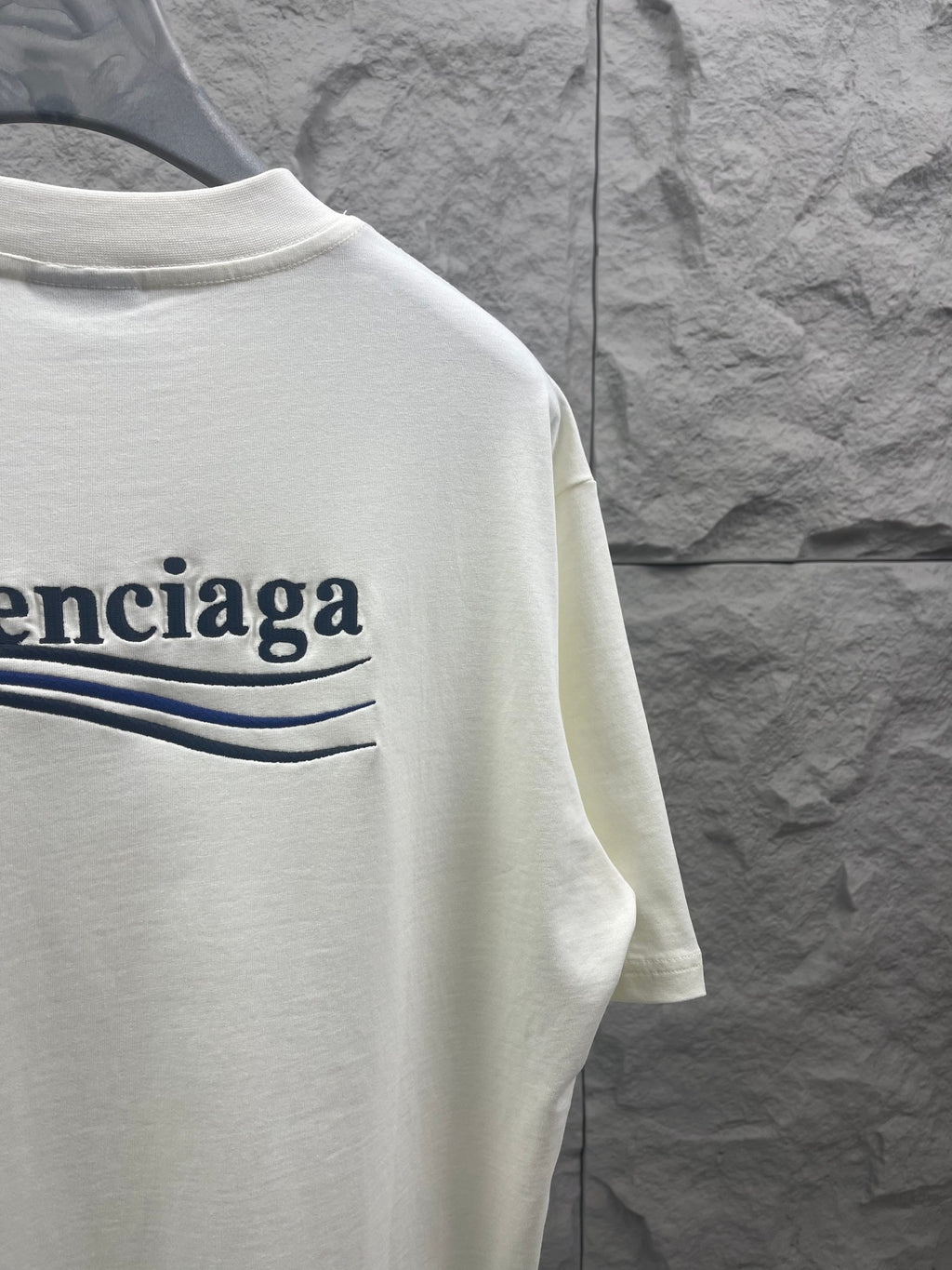 Balenciaga short-sleeve T-shirt back logo graphic on off-white fabric