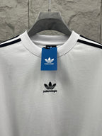 Balenciaga white short-sleeve T-shirt with crew neck and small chest logo