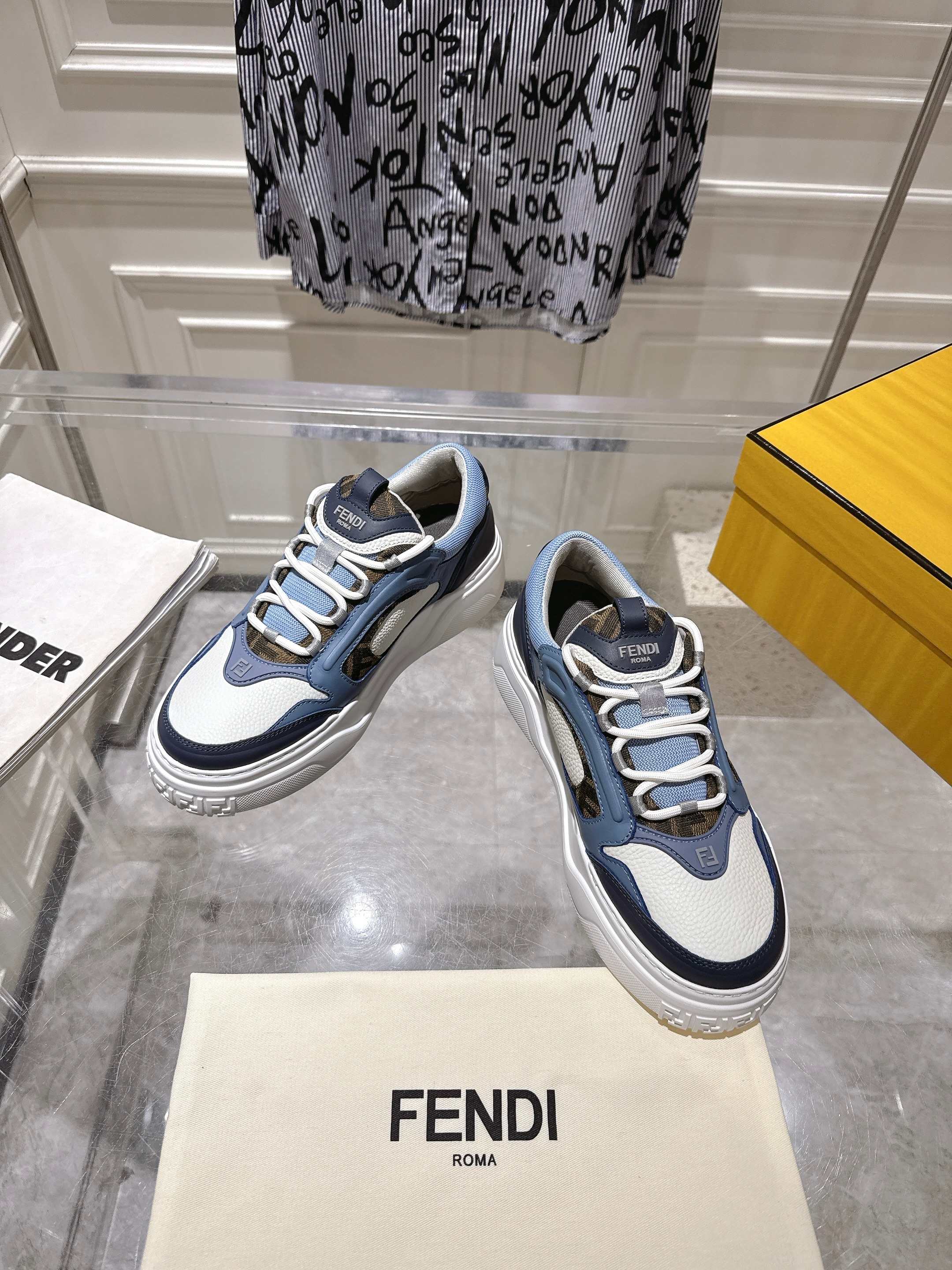 Luxury Shoes Fendi Unisex